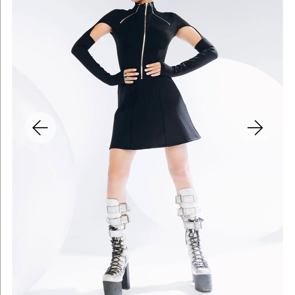 NWOT SPACE COMMANDER DRESS BLACK SIZE MEDIUM